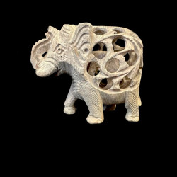 ELEFANTE DE PIEDRA CON CRIA GRANDE 'SM223'