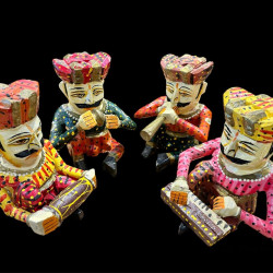 MUÑECO DE MADERA 15CM