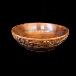 PLATO DE MADERA TALLADO NRO 4