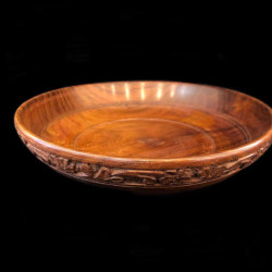 PLATO DE MADERA TALLADO NRO 6