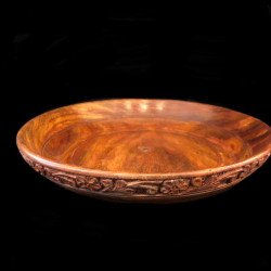 PLATO DE MADERA TALLADO NRO 8